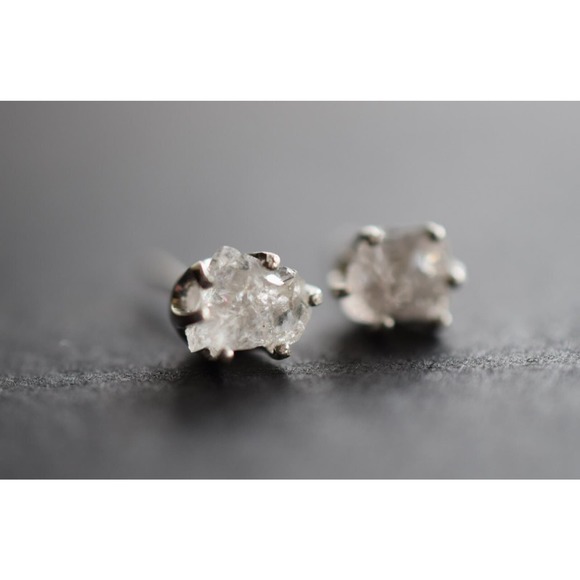 Sterling silver stud earrings, alternative diamond, uncut natural gemsto… - Picture 1 of 5